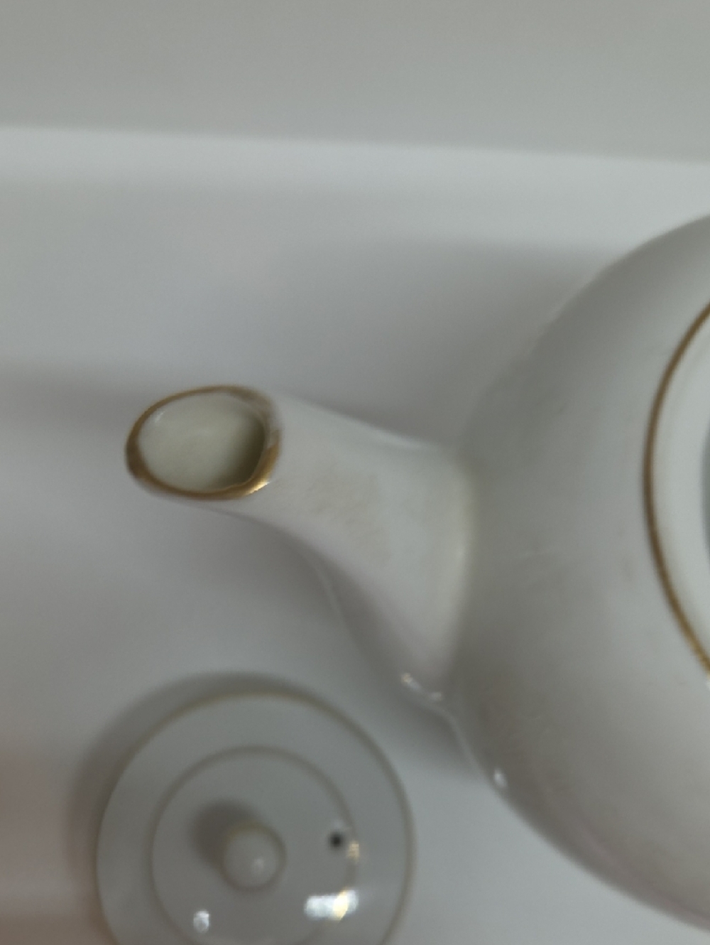 Tea Pot - Picture 8 of 11
